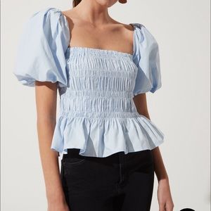 Astr the label savina bubble sleeve top lt blue XS